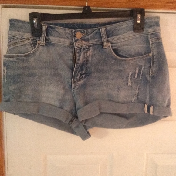 Indigo Rein Pants - Distressed Jeans Shorts